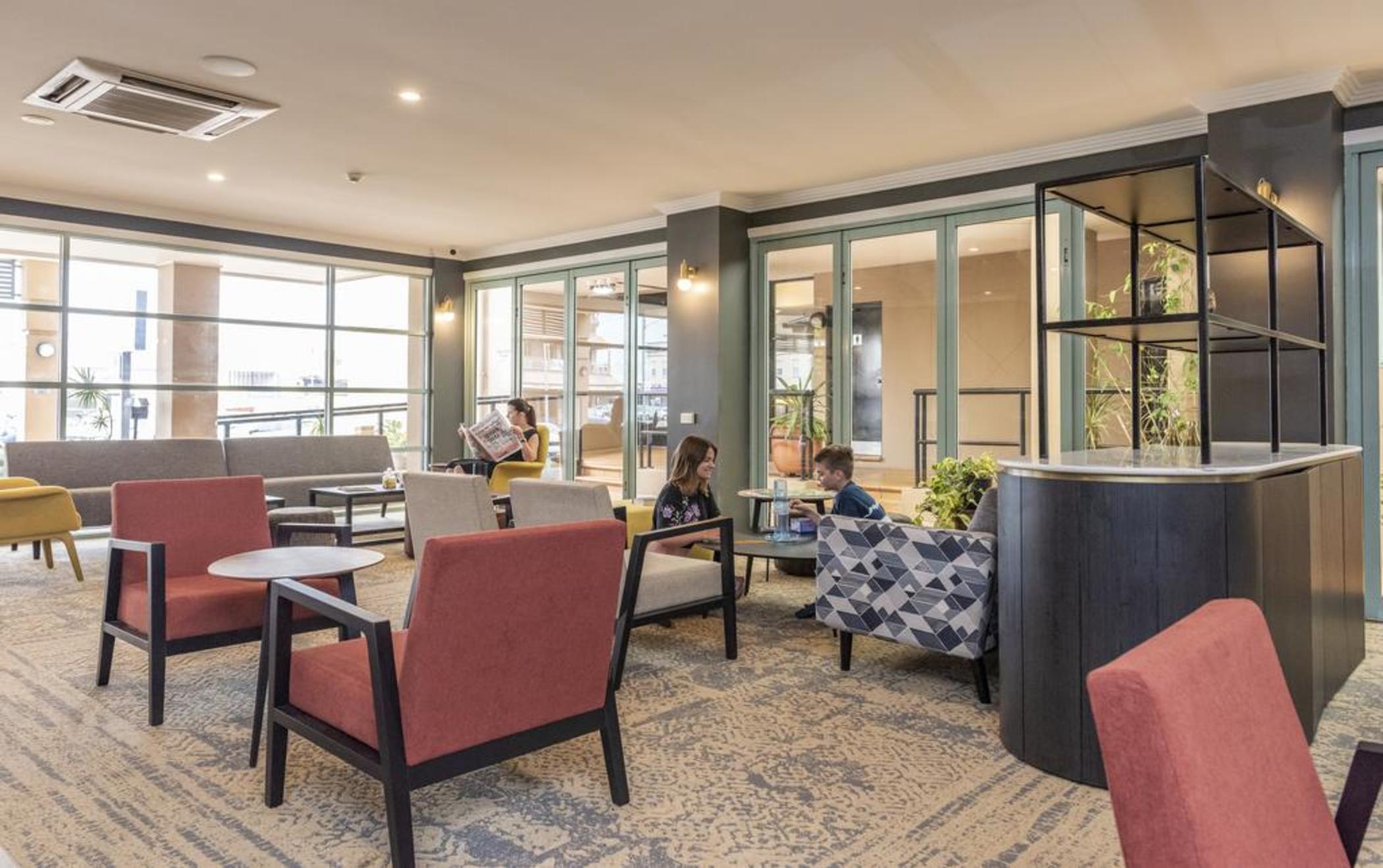 בונדברג Burnett Riverside Hotel מראה חיצוני תמונה