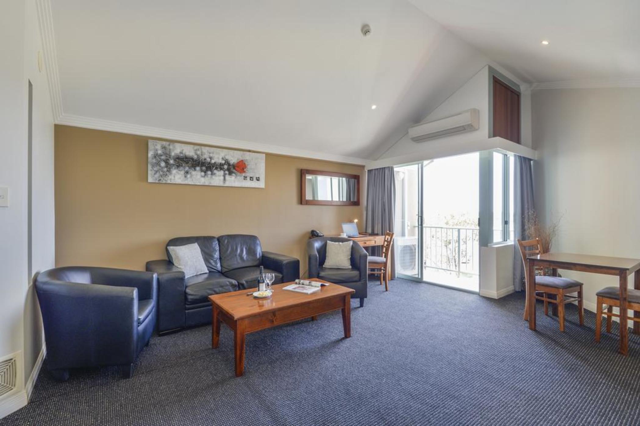בונדברג Burnett Riverside Hotel מראה חיצוני תמונה